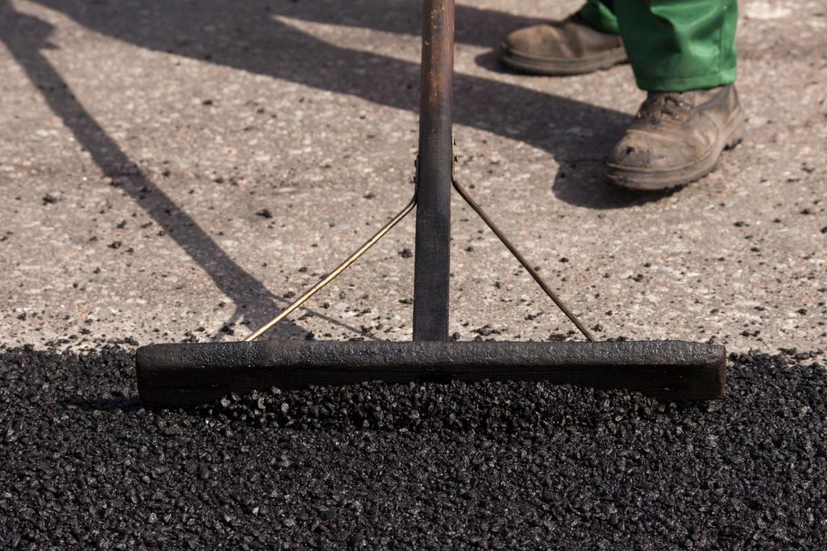 Three Reasons Chip Seal is the Paving Material of Choice for Many Roadways and Parks