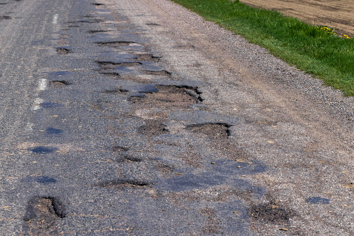 The Basics of Repairing Potholes in Your Asphalt