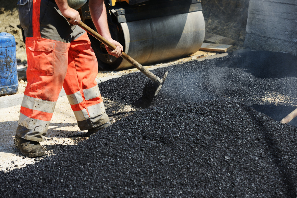 The Benefits of Commercial Crack Sealing
