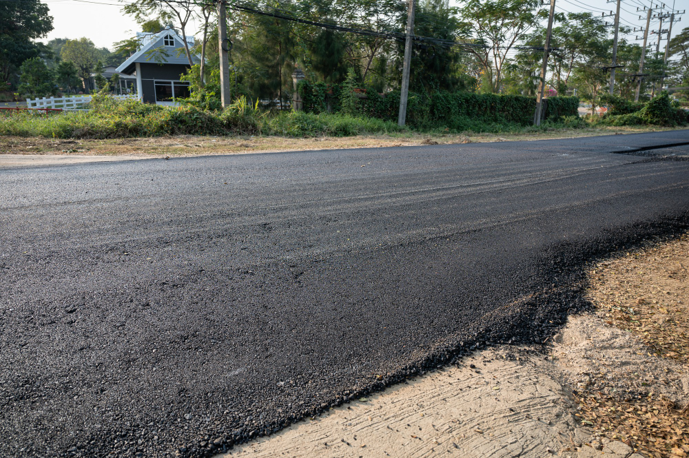 When Should I Sealcoat My Asphalt Driveway?