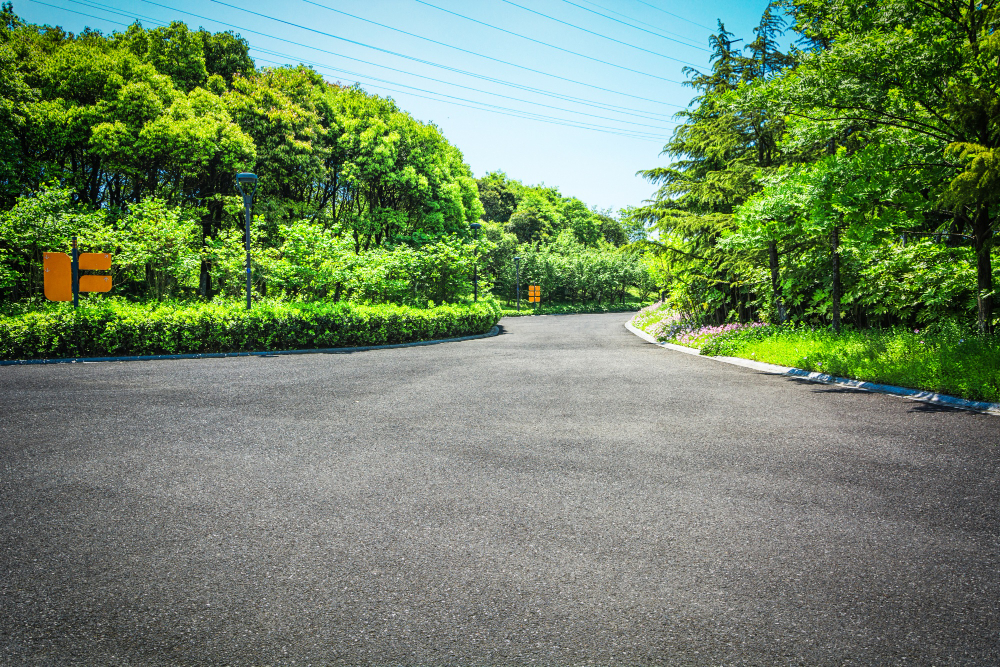 Types of Asphalt for Residential Driveways